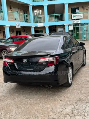 Photo - Toyota Camry SE 4dr Sedan (2.5L 4cyl 6A) 2013 Black