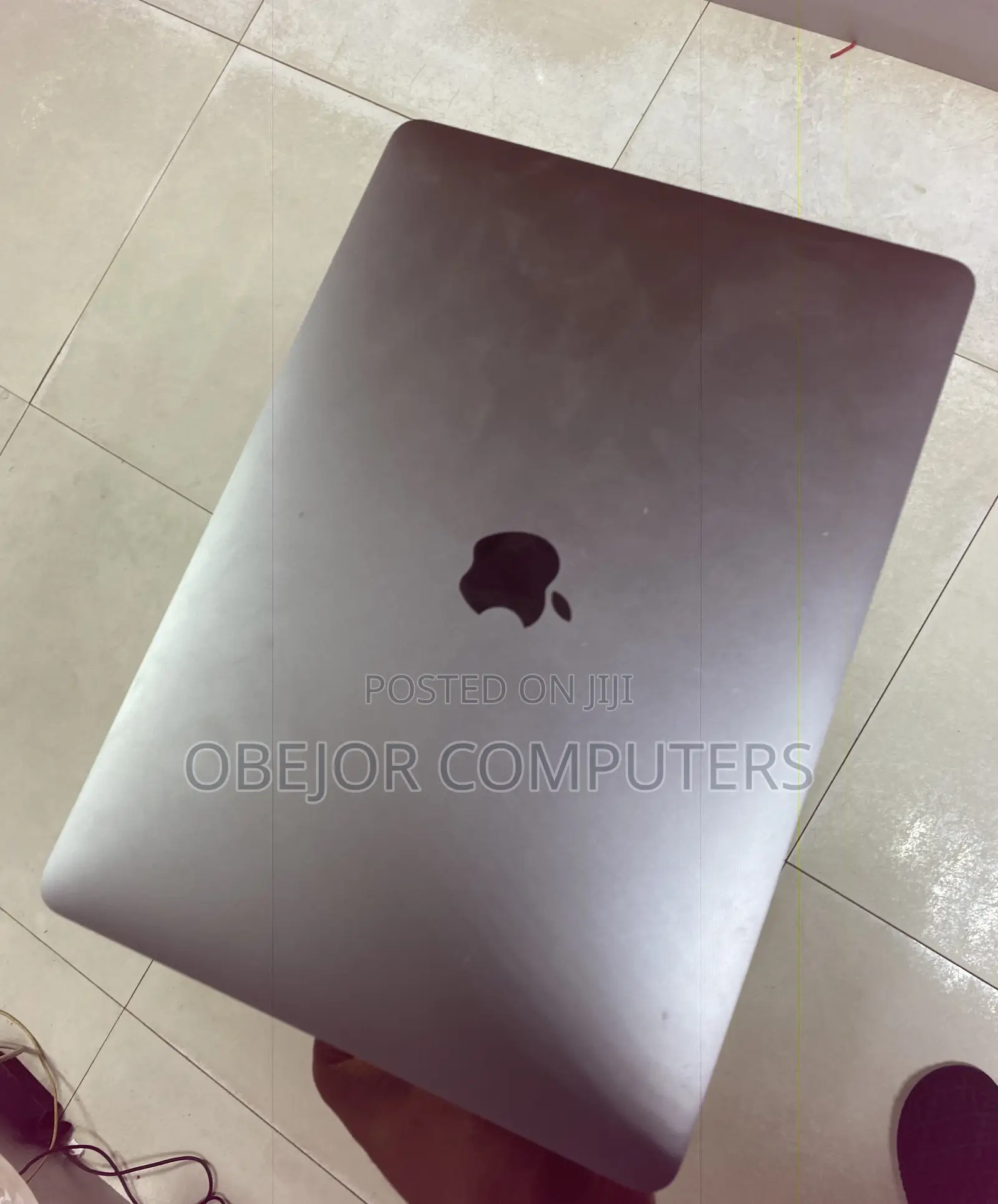 New Laptop Apple MacBook Pro 2017 8GB Intel Core I5 SSD 256GB