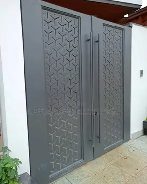 Leser Cut Door