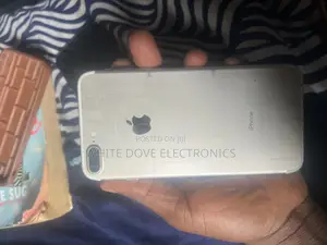 Apple iPhone 7 Plus 32 GB Gold