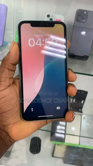 Apple iPhone 11 64 GB Green