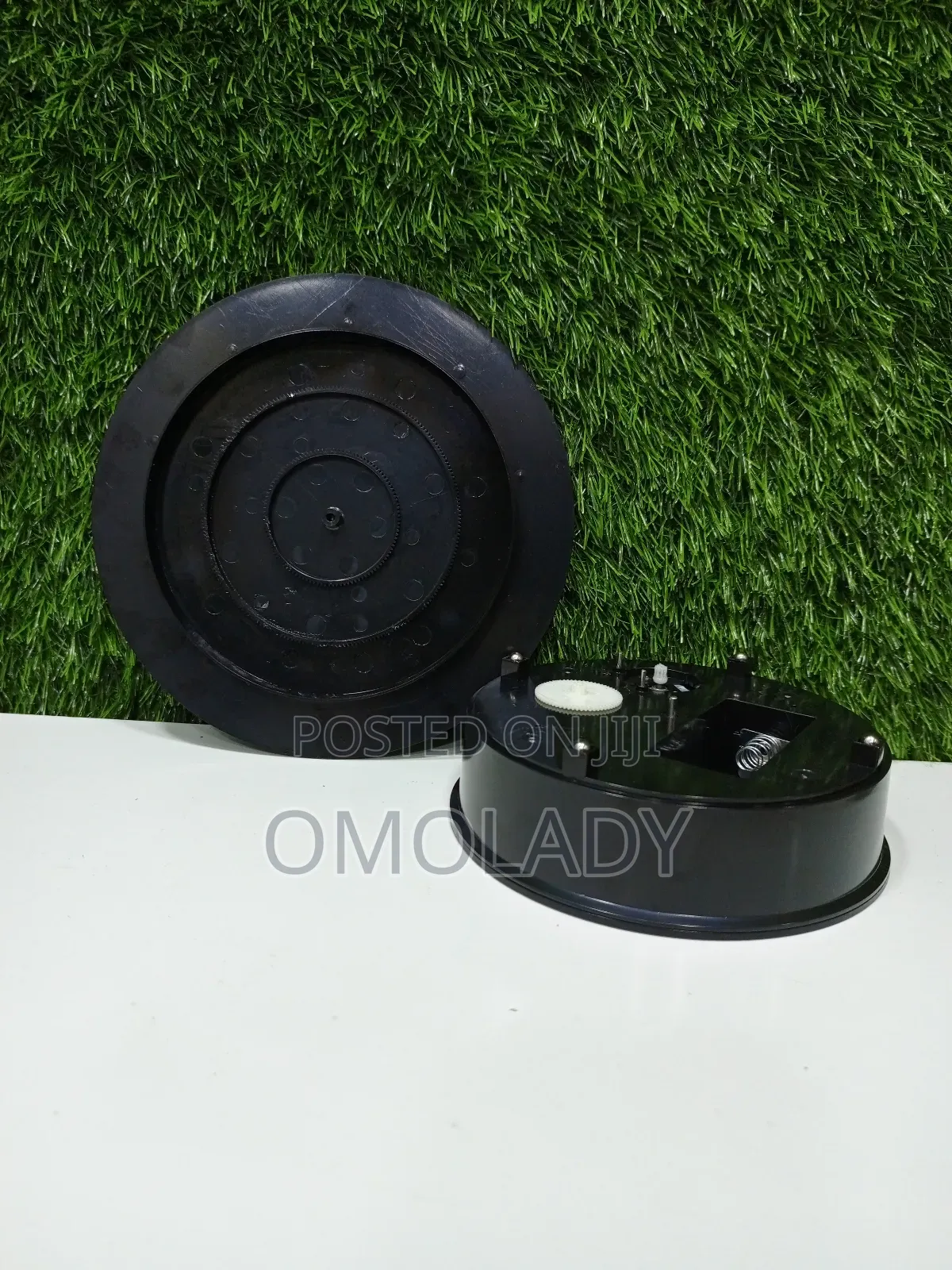 Battery Powered Mirror Rotating Product Display Stand