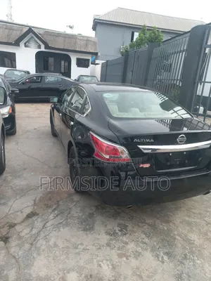 Nissan Altima 2.5 S 4dr Sedan (2.5L 4cyl CVT) 2015 Black