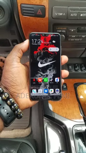 Photo - Huawei P20 128 GB Black