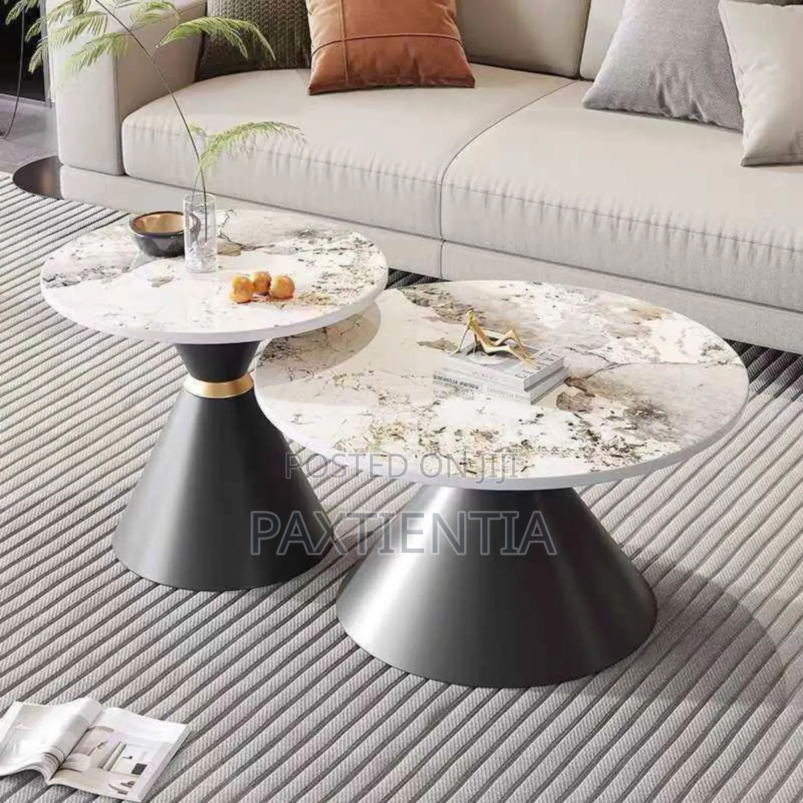 2 in 1 Marble Vase Like Center Table