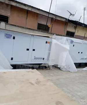 Heavy Duty Perkins (Sp150kva)Diesel Soundproof Generator
