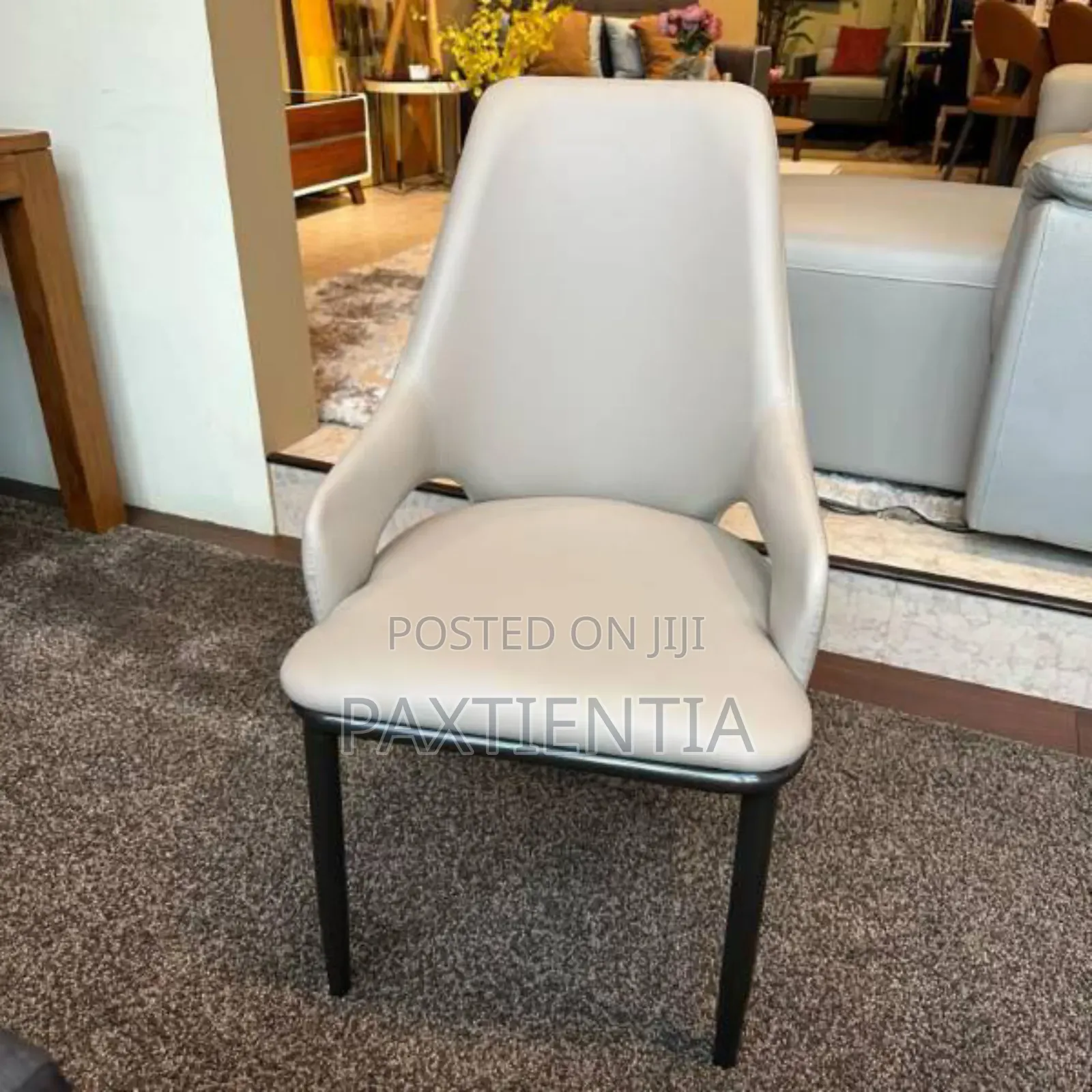 2 Hole Dinning Chairs