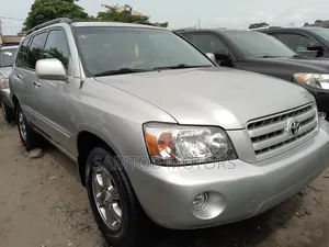 Photo - Toyota Highlander 2005 Silver