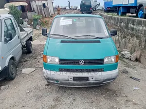 Volkswagen Transporter 2002 Green