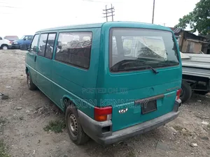 Volkswagen Transporter 2002 Green