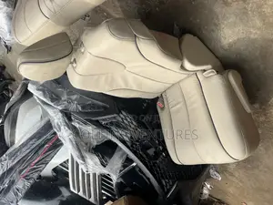 Complete Seat Toyota Venza 2010-15 Cream Color Available