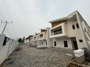 4bdrm Townhouse/Terrace in Jahi for sale
