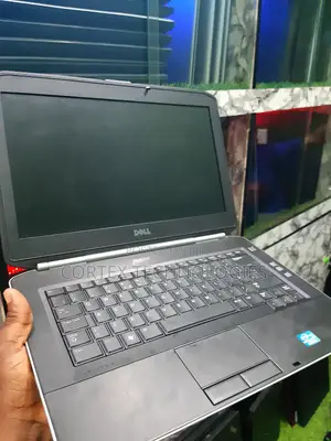 DELL Latitude E5430 Core i3 16GB 新品SSD120GB 無線LAN Windows10 64bitWPSOffice 14.0インチ HD 中古 中古パソコン 【中古】 ノートパソコン Amazon.com: Dell Latitude E5430 i3-3110M 14