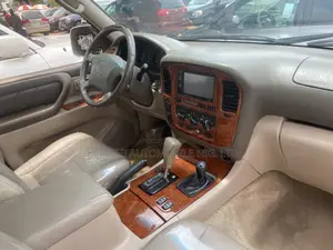 Toyota Land Cruiser 2003 Silver