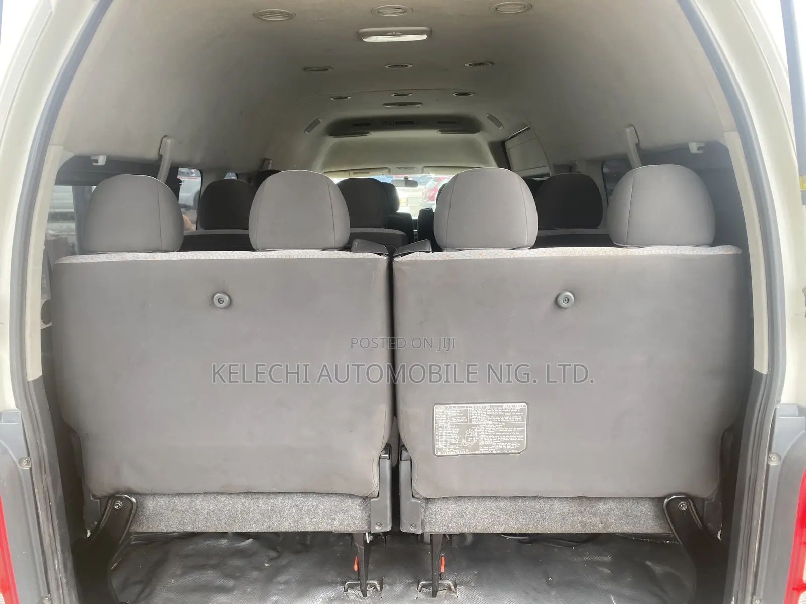 Toyota HiAce 2017 White