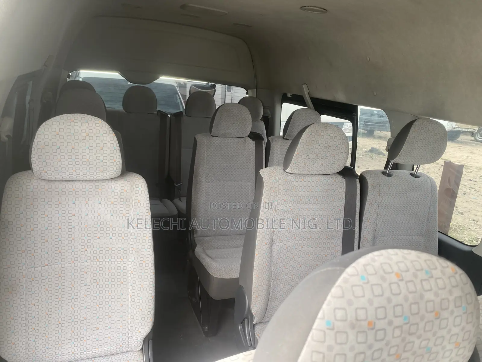 Toyota HiAce 2017 White