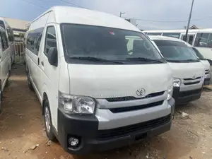 Toyota HiAce 2018 White