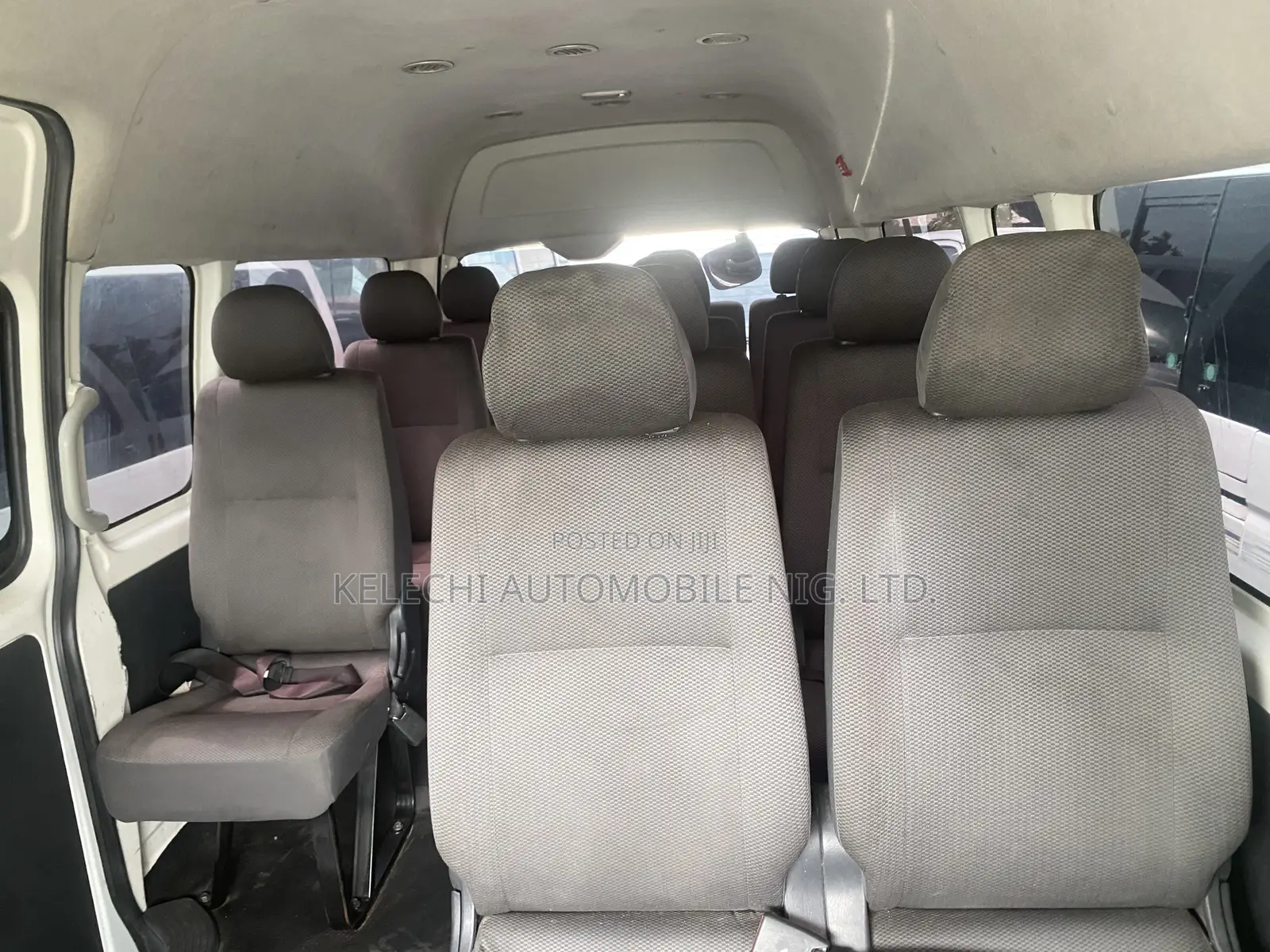 Toyota HiAce 2018 White