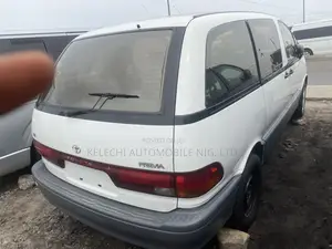 Toyota Previa Automatic 2003 White