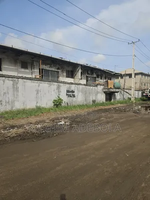 Warehouses on Eric Moore Surulere Lagos