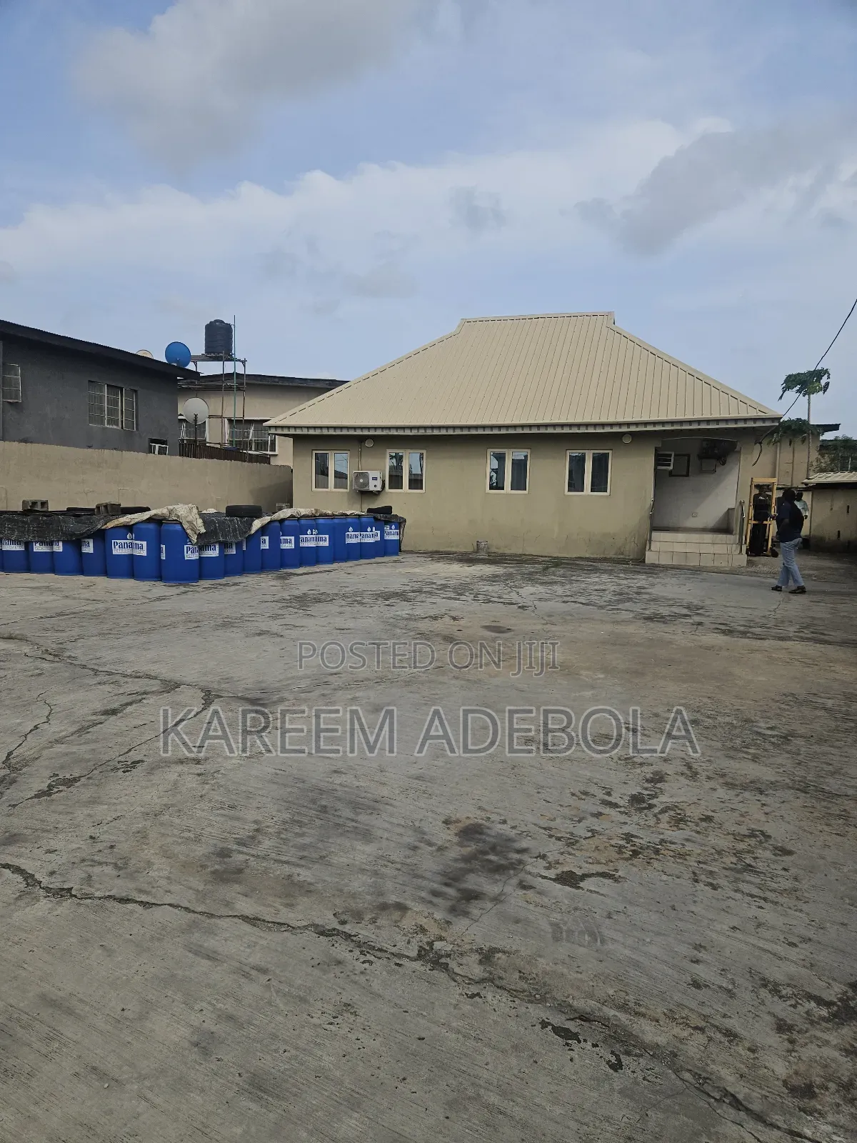 Warehouse in Eric Moore Surulere