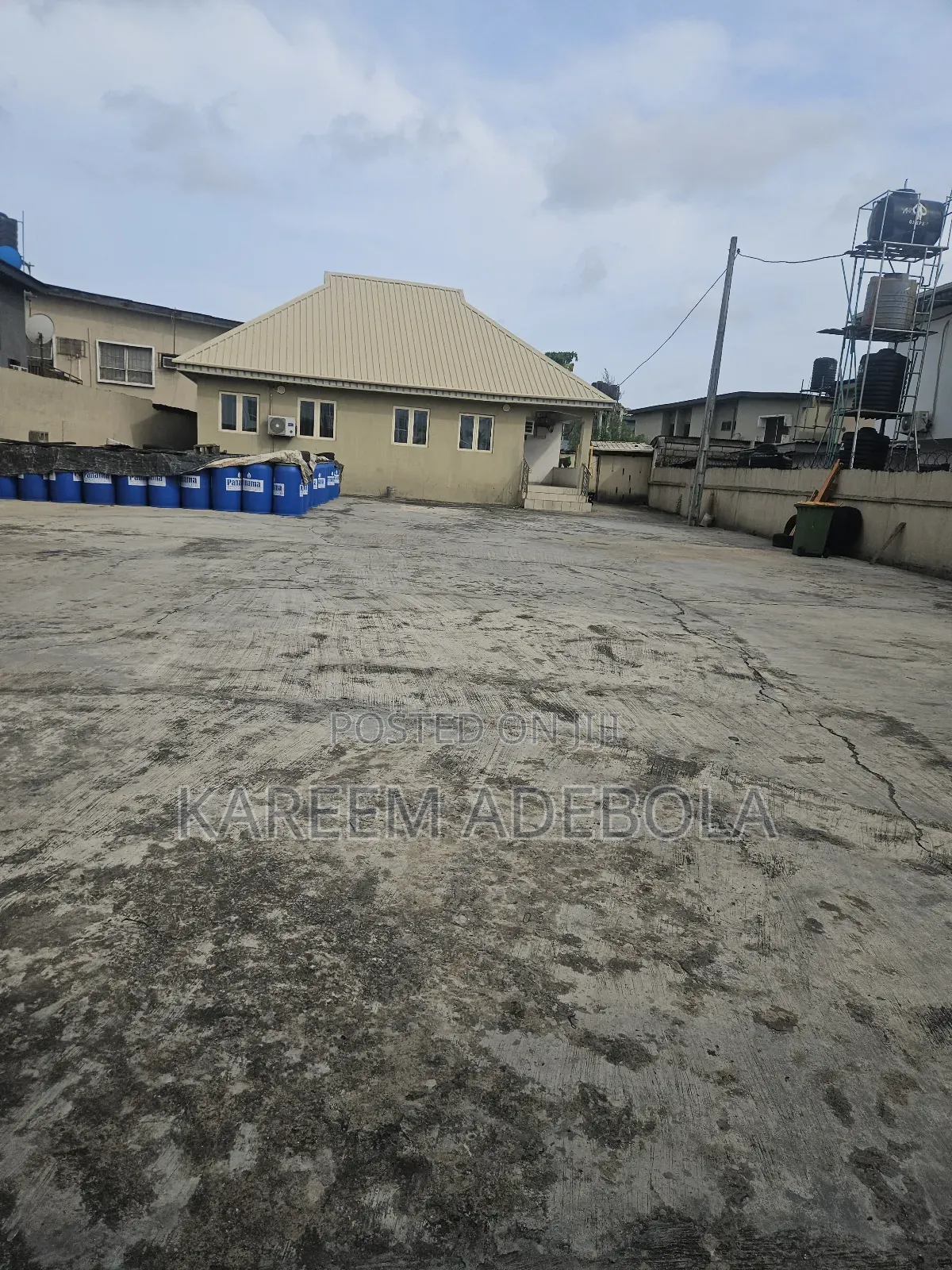 Warehouse in Eric Moore Surulere