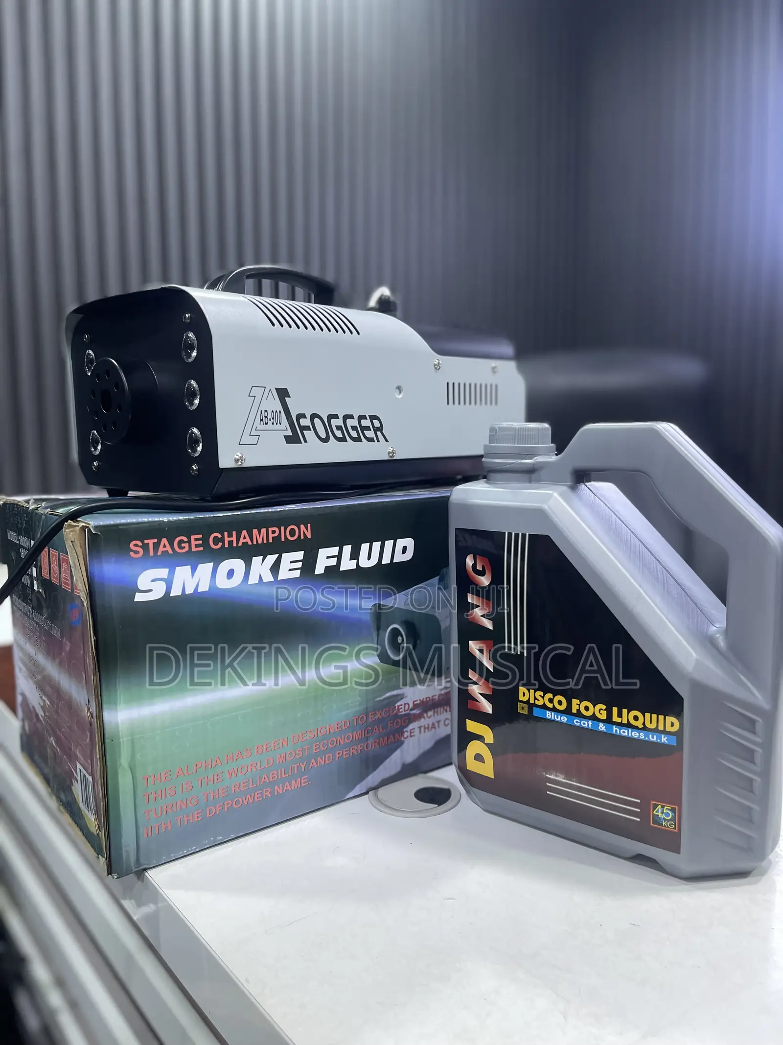 Smoke Fog Machine 900 Watts Wireless