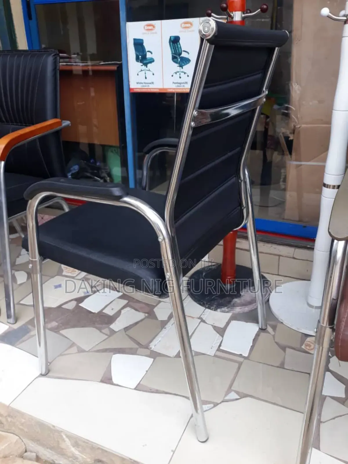 Very Strong Visitor's Chair