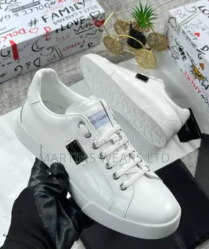 Photo - Alexander McQueen White Sneaker