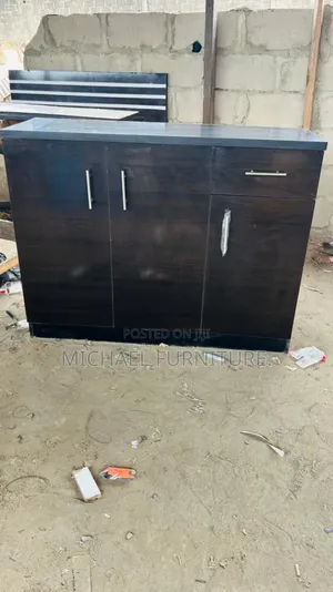Ful.Ly Constructed and Strong 3*4 Kitchen Cabinet