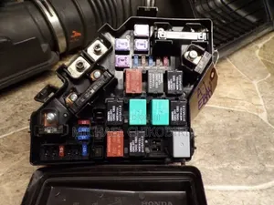 Engine Fuse Box Honda Civic 2006/2009