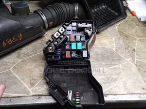 Bonnet Fuse Box Honda Civic 2006/2009