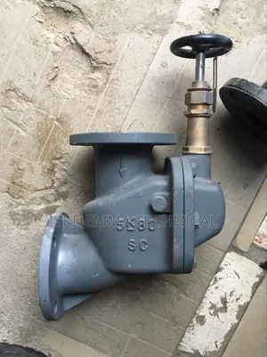 Cast Iron Storm Valve Angled Type With
Handle 80