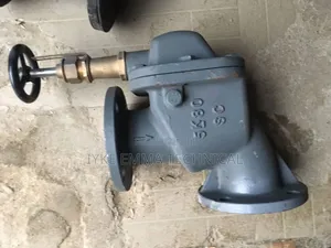 Cast Iron Storm Valve Angled Type With
Handle 80