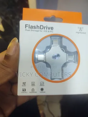 Photo - Flash Drive, Dual Storage