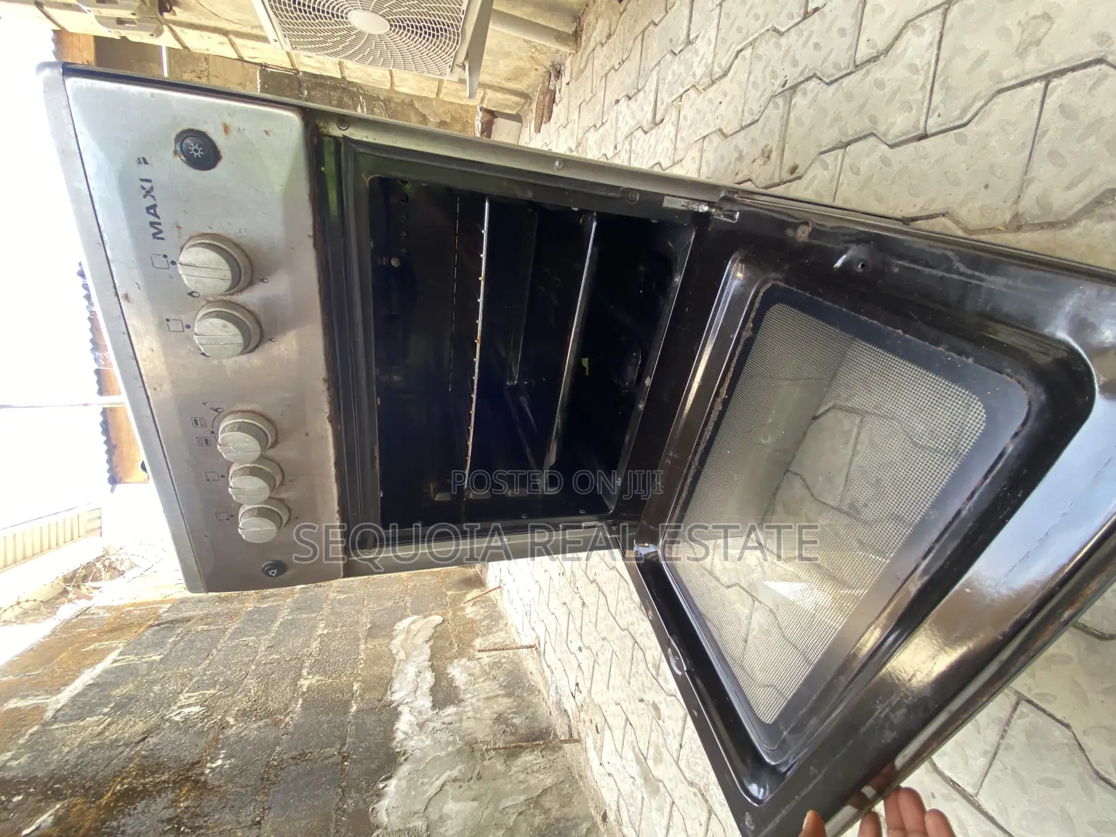Fairly Used 4 Burner Oven for Sale