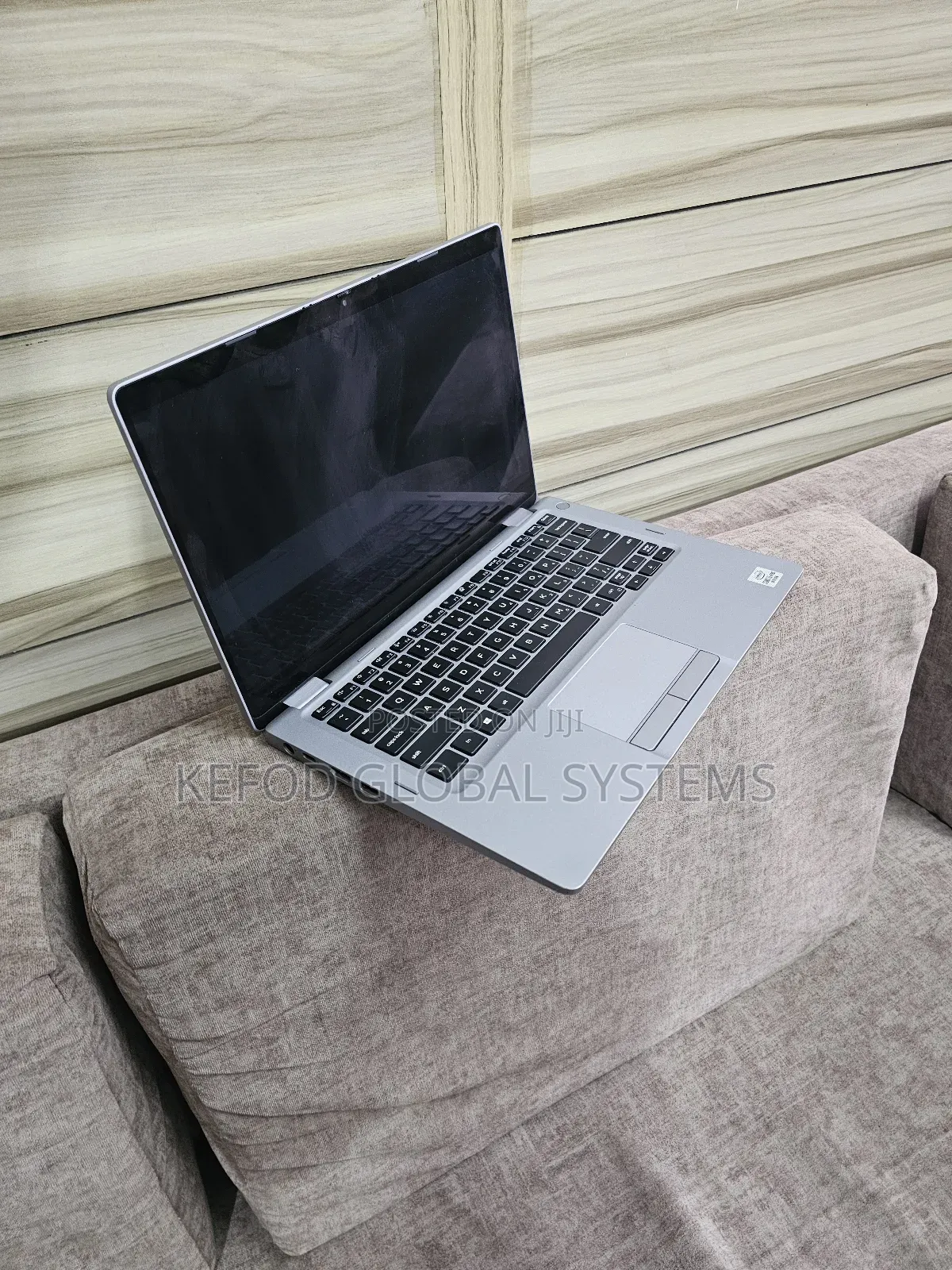 Laptop Dell Latitude 5310 16GB Intel Core I5 SSD 256GB