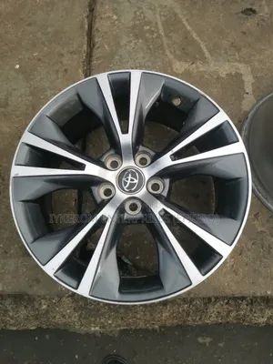 Toyota Highlander 18 Rim 2016/17 Follow Come