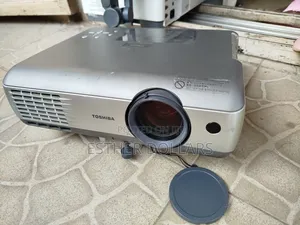 High Quality Toshiba Projector