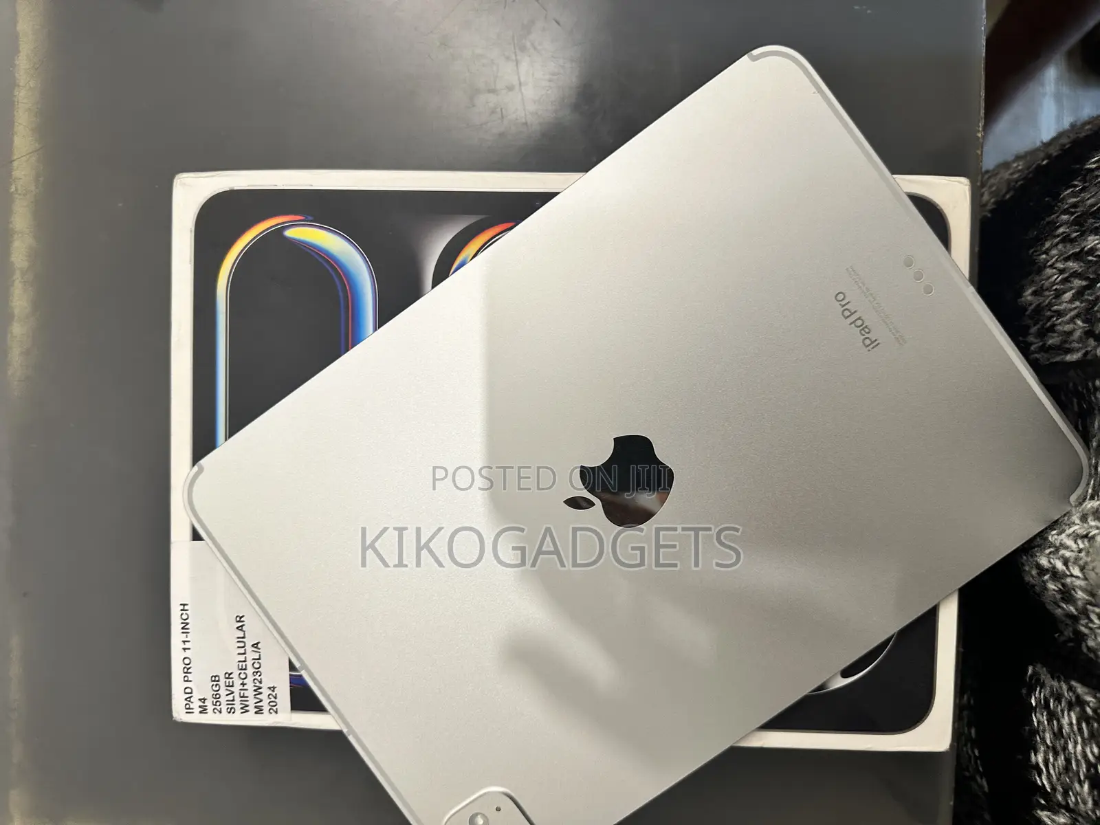 New Apple iPad Pro 11 (2024) 256 GB Silver