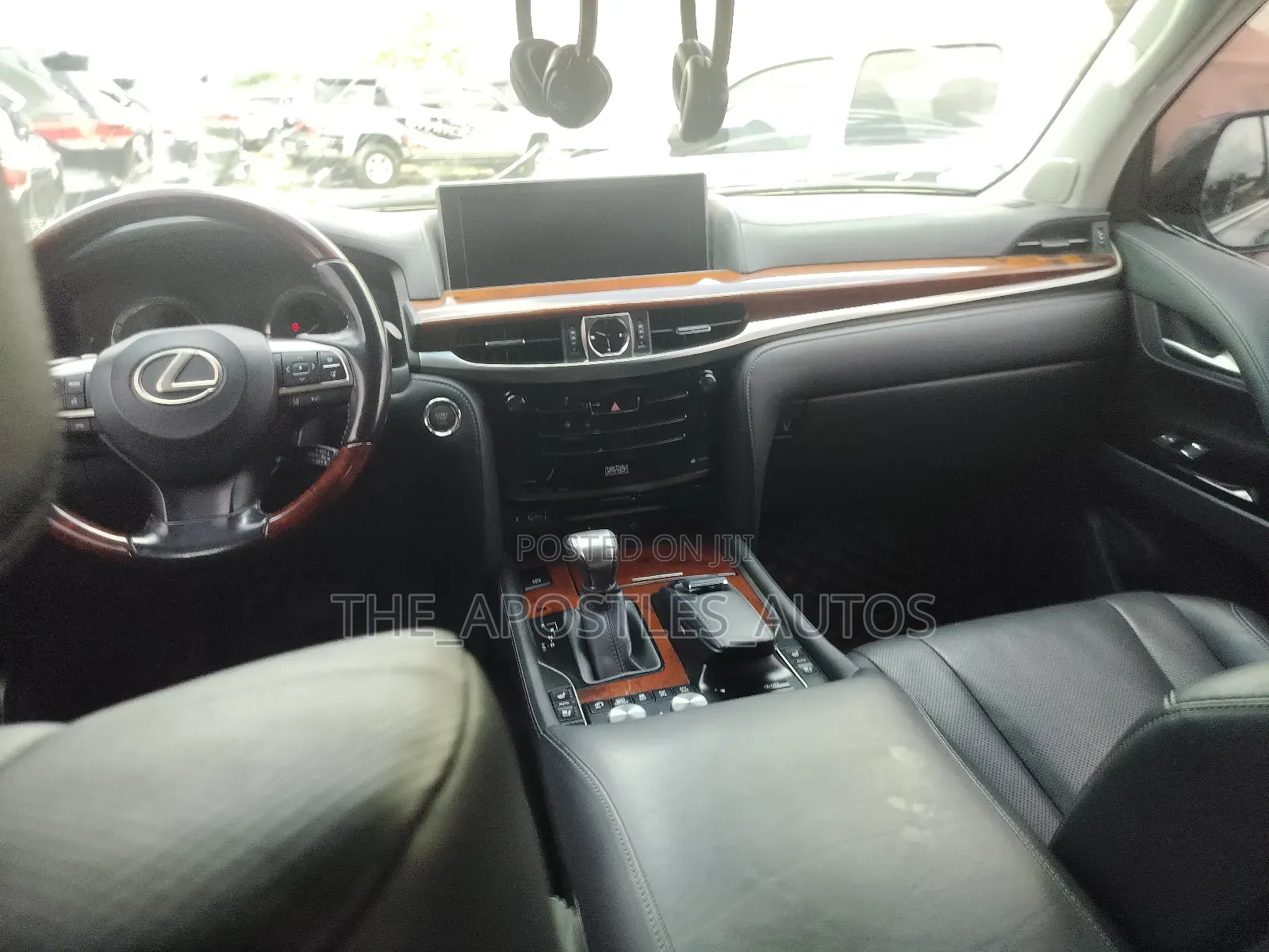 Lexus LX 570 AWD 2017 Black