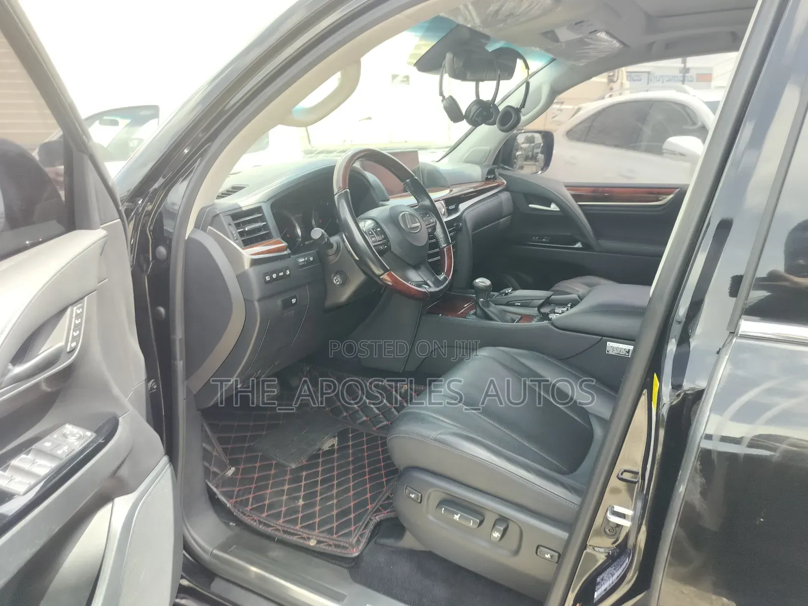 Lexus LX 570 AWD 2017 Black