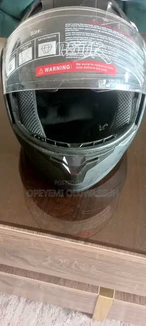 A Qc Passed Black Modular Protective Helmet