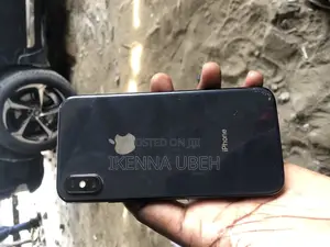Photo - Apple iPhone X 64 GB Black