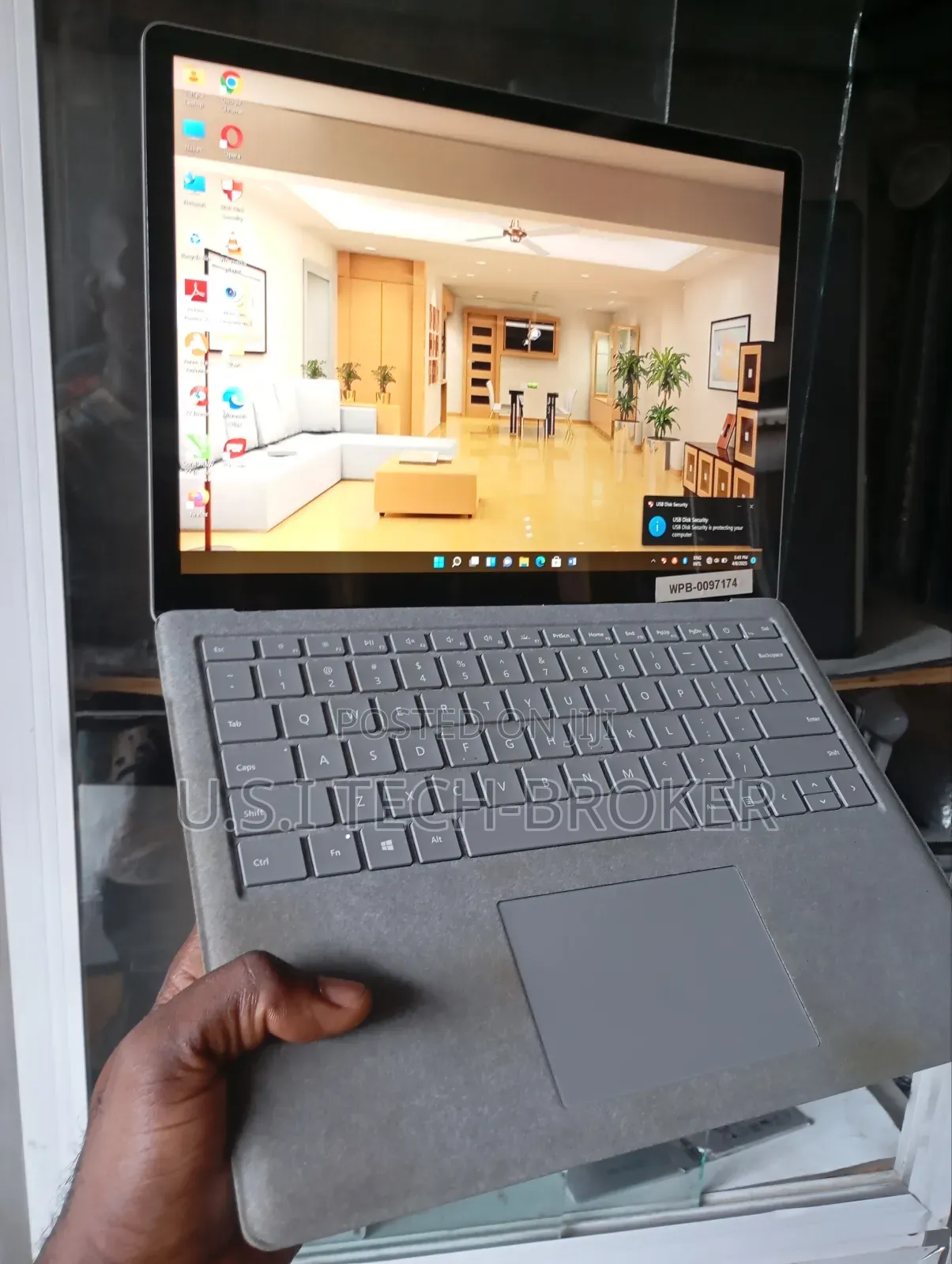 Laptop Microsoft Surface Laptop 8GB Intel Core I5 SSD 128GB