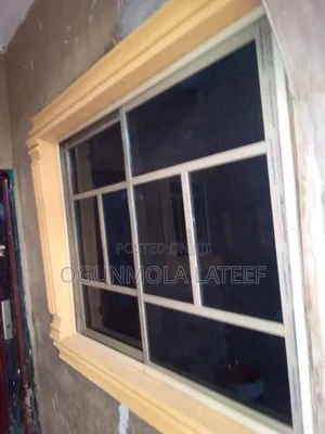 Green Aluminum Sliding Window With Net