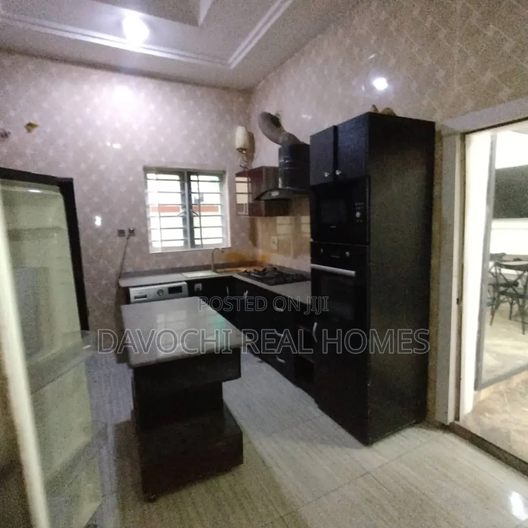 4bdrm Duplex in Orchid Road, Lekki for rent