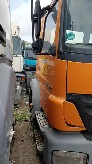 Super Clean Foreign Used Mercedes Benz Axor Cap and Chassis