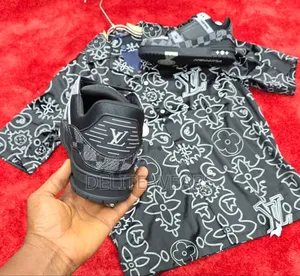 Photo - High-Quality Louis Vuitton Trainer Sneakers
