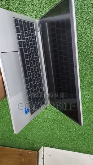 Laptop HP ProBook 440 G8 16GB Intel Core I5 SSD 1T
